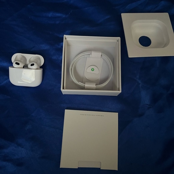 Apple AirPods 3rd Gen